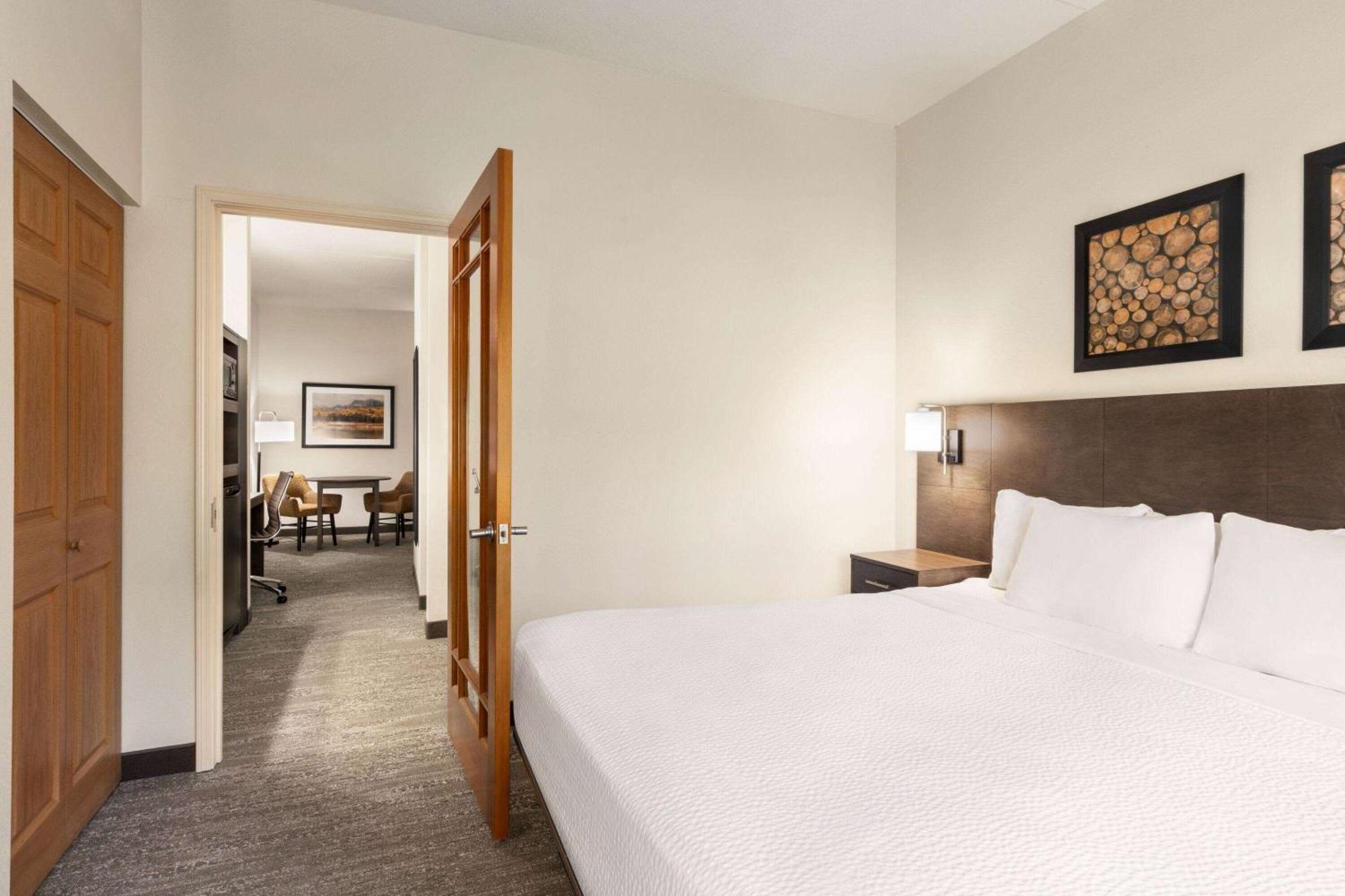 Days Inn & Suites By Wyndham Μπόουζμαν Εξωτερικό φωτογραφία