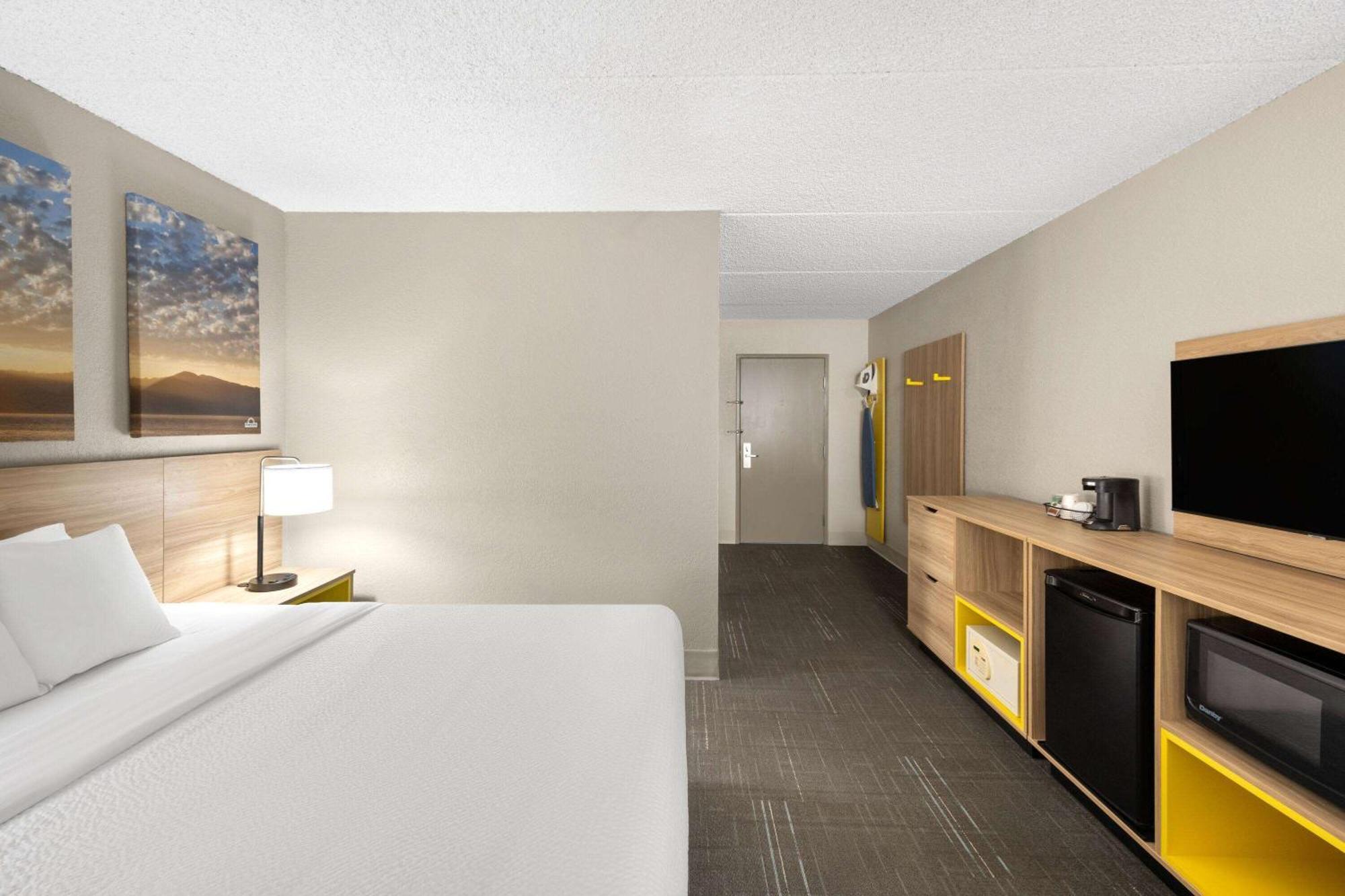 Days Inn & Suites By Wyndham Μπόουζμαν Εξωτερικό φωτογραφία