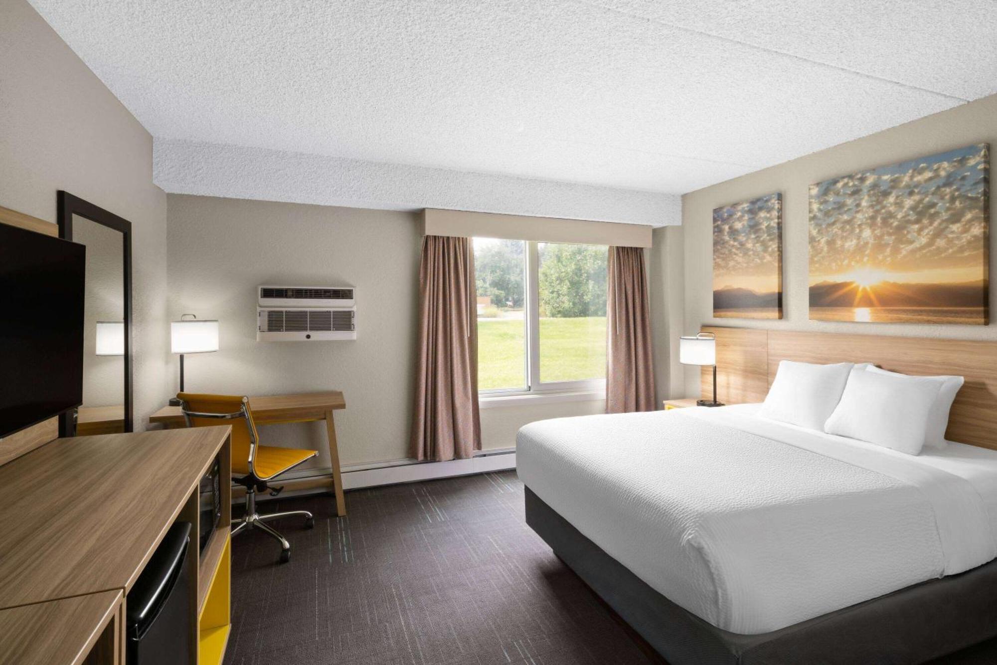 Days Inn & Suites By Wyndham Μπόουζμαν Εξωτερικό φωτογραφία
