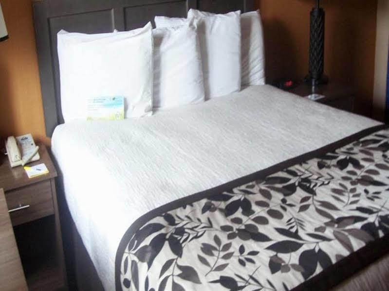 Days Inn & Suites By Wyndham Μπόουζμαν Εξωτερικό φωτογραφία