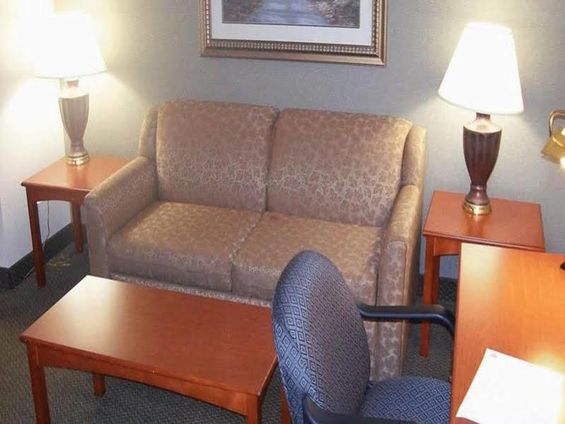 Days Inn & Suites By Wyndham Μπόουζμαν Εξωτερικό φωτογραφία